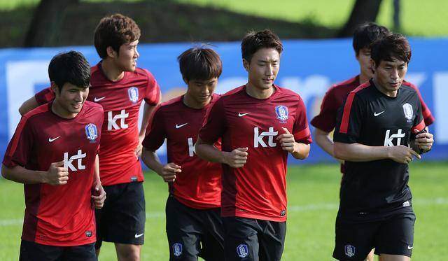 越南战队展现出色表现，强势出线